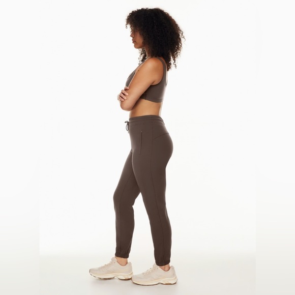 Aritzia tna rich mocha brown slick warm up jogger sz m medium new - Picture 10 of 13